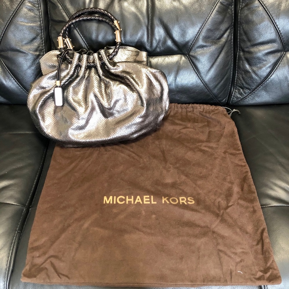 100% Authentic Michael Kors Purse (Made in Italy) - Picture 3 of 8